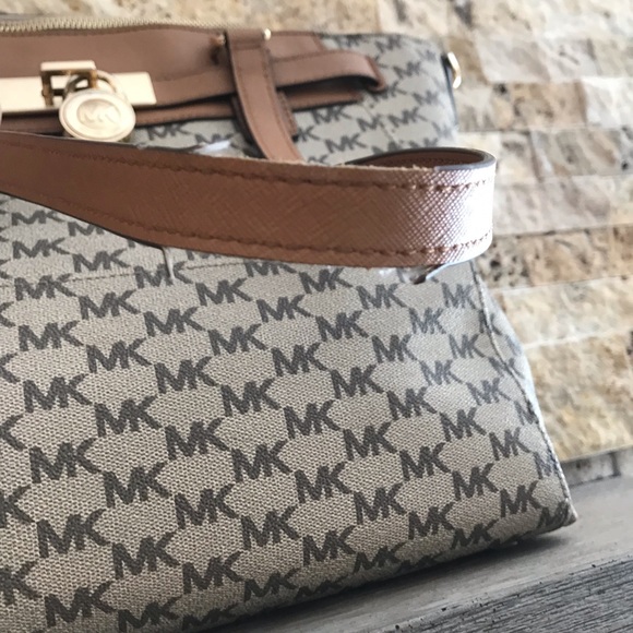 🍁FALL SALE🍁 Authentic Michael Kors Hamilton Traveler Large Satchel - Picture 10 of 11
